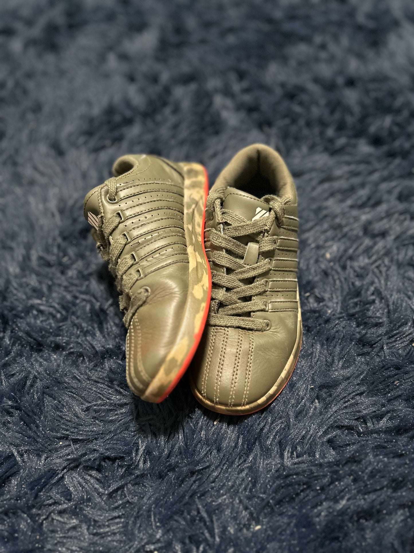 Sneakers, size 2