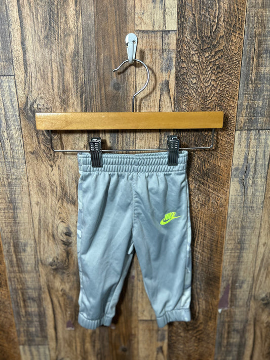 Pants, size 6m