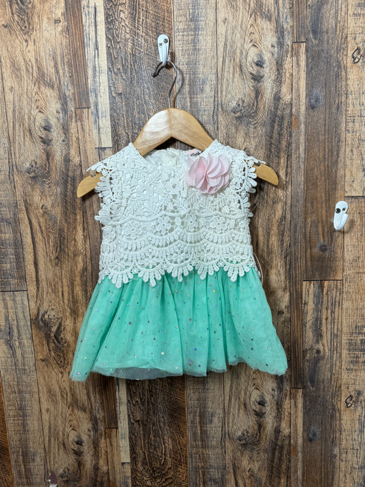 Top/dress NWT, size 24m