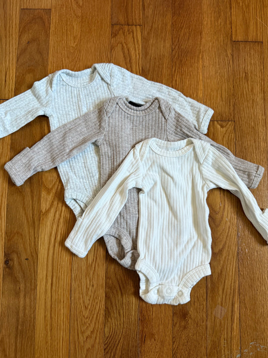 3pc LS onesie set, size P