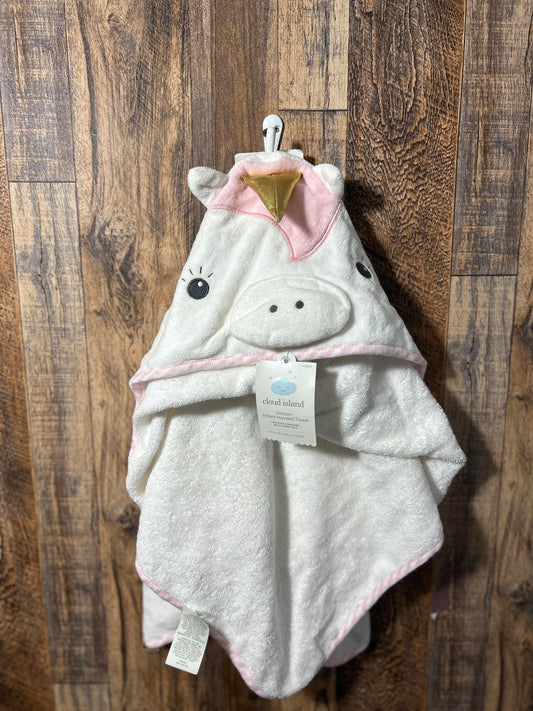Infant hooded unicorn towel NWT