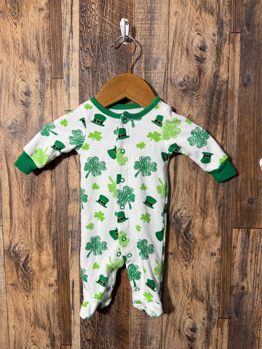 St Patrick’s day sleeper, size NB