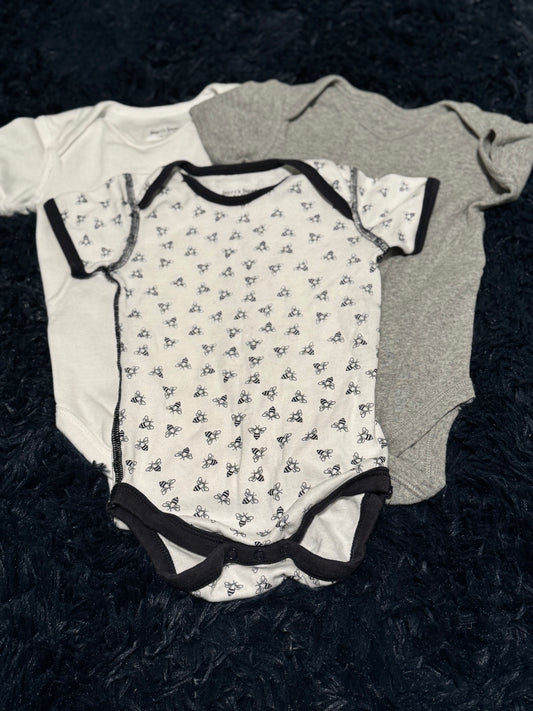 3pc organic cotton onesie set, size 3-6m