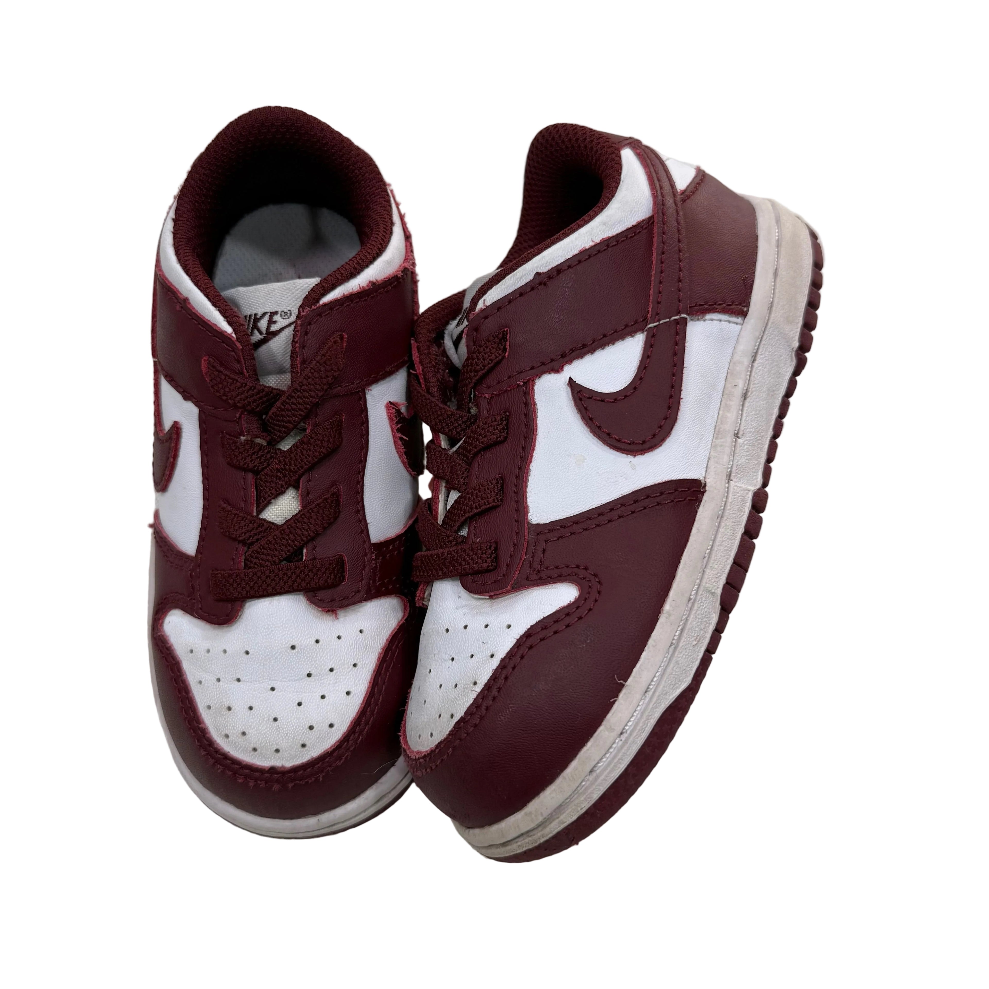 Nike, 8C