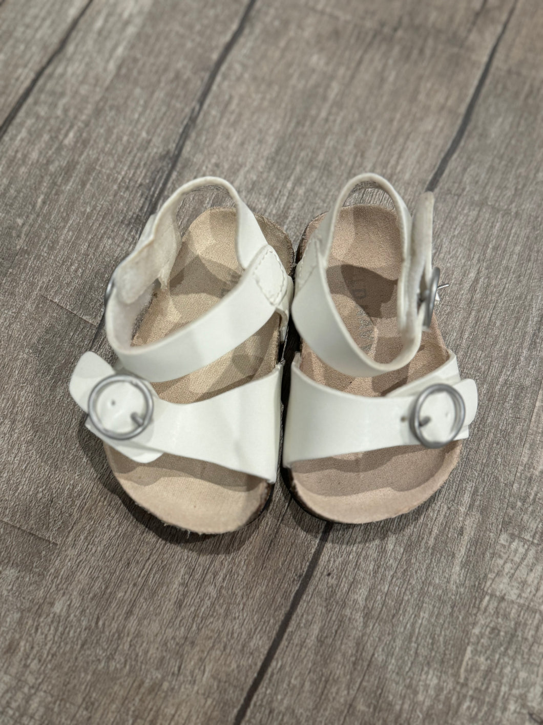 Sandles, size 0-3m