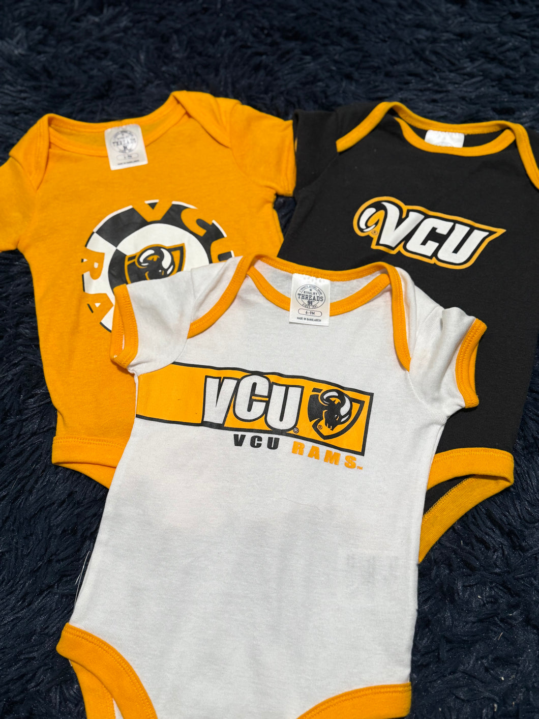 VCU 3pc Onesie set, size 6-9m