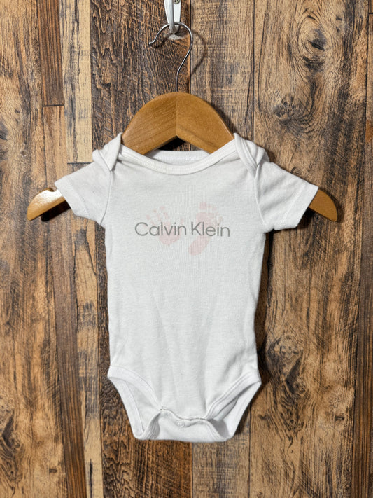 Onesie, size 0/0 (NB)