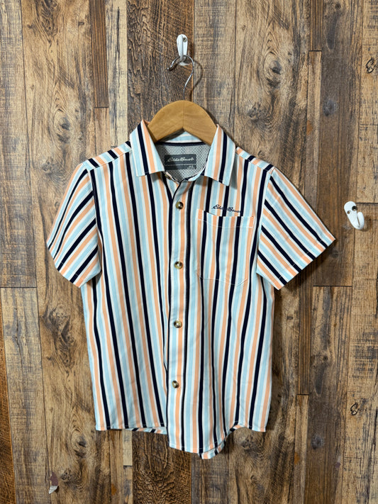 Button up, size 6