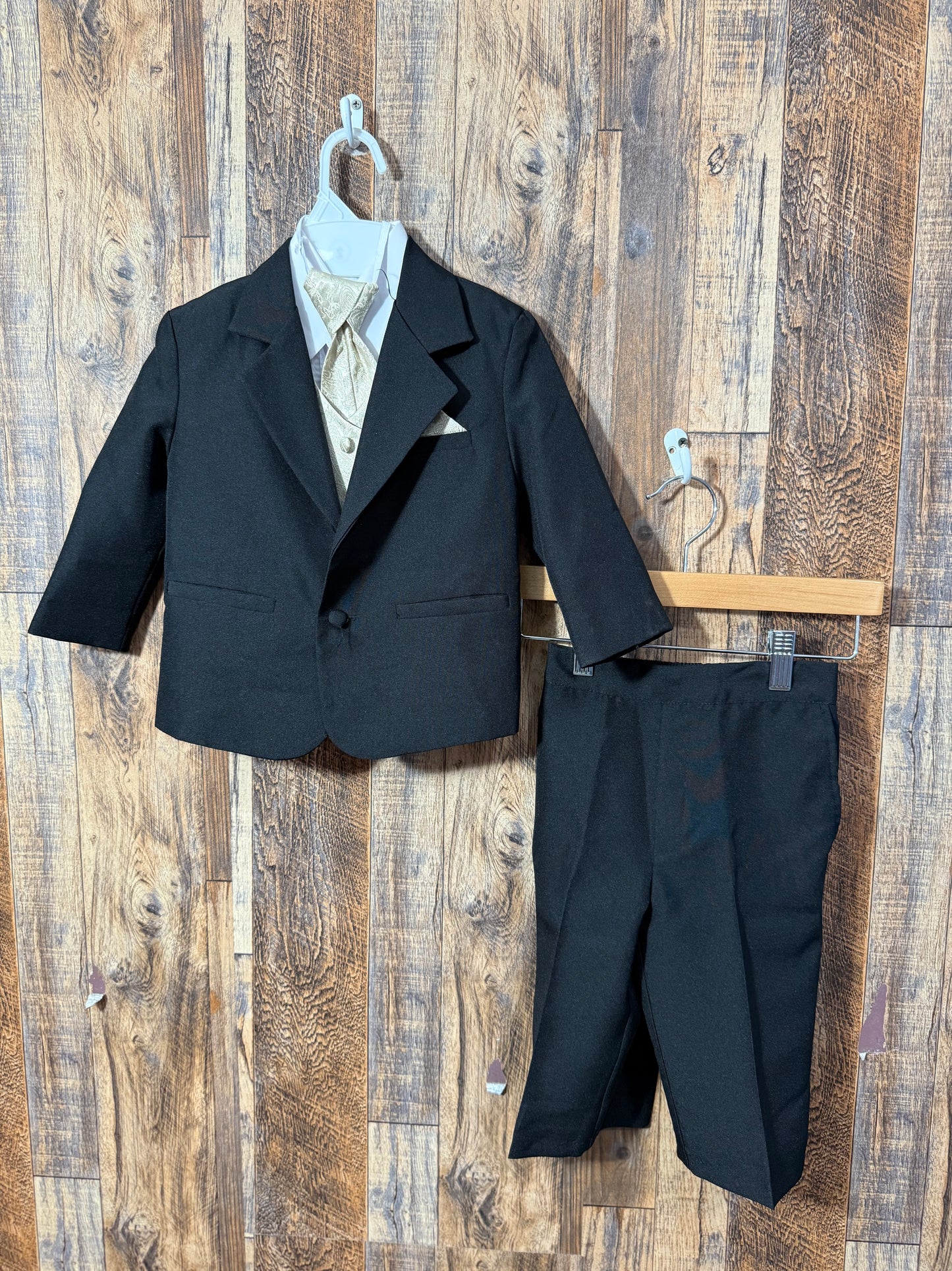 5pc suit, size 2