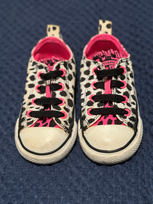 Converse, size 6