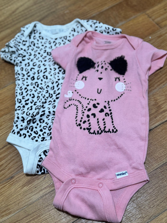2pc onesie set, size 0-3m