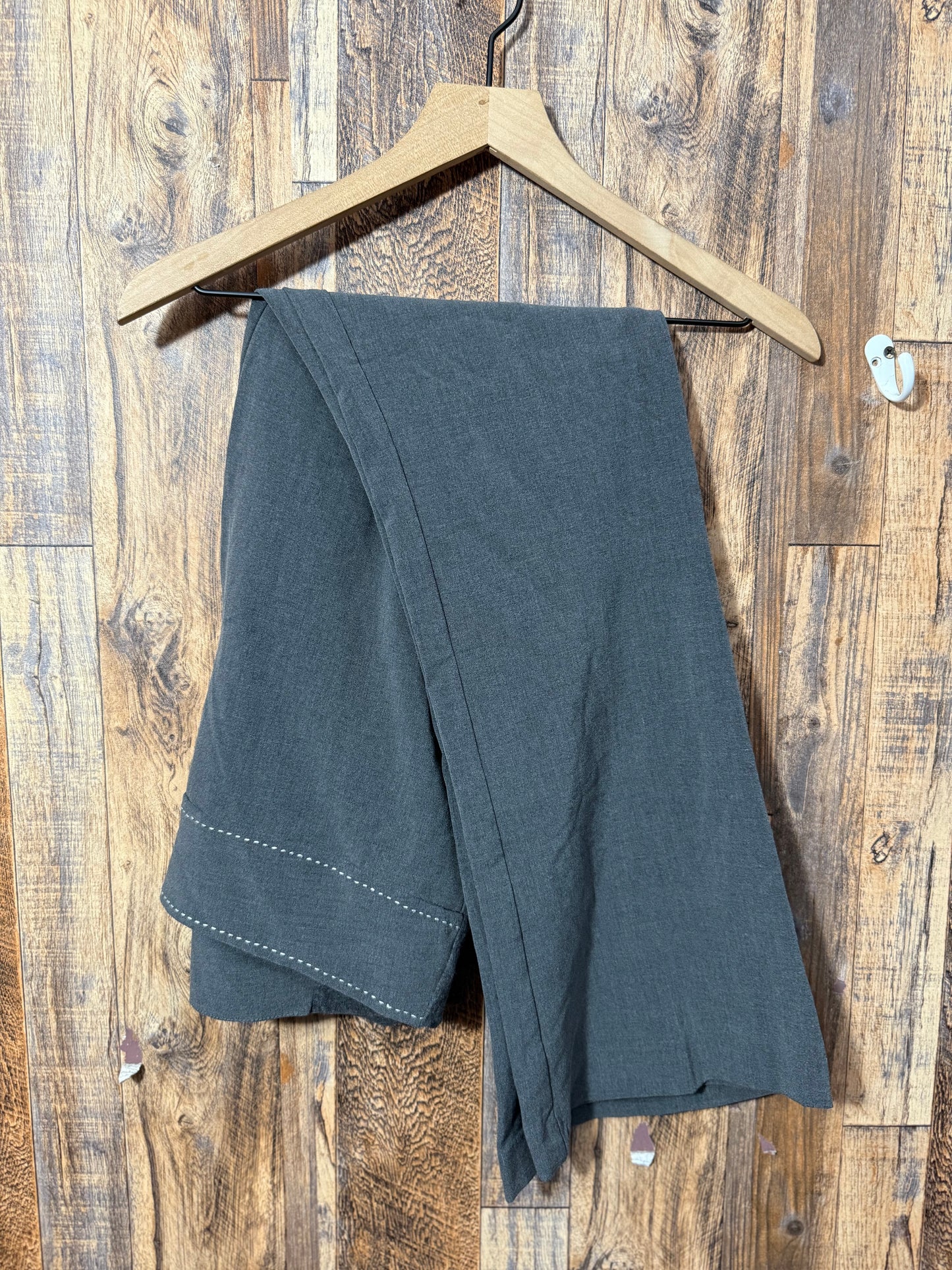 Dress pants, size S