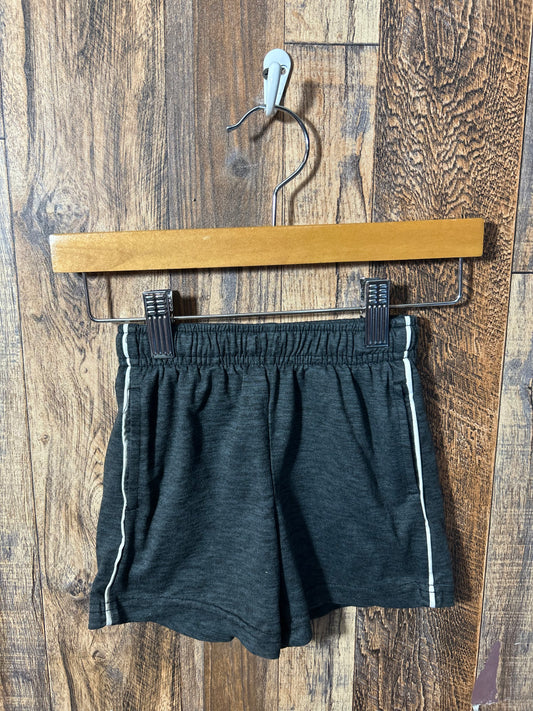 Shorts, size 18m