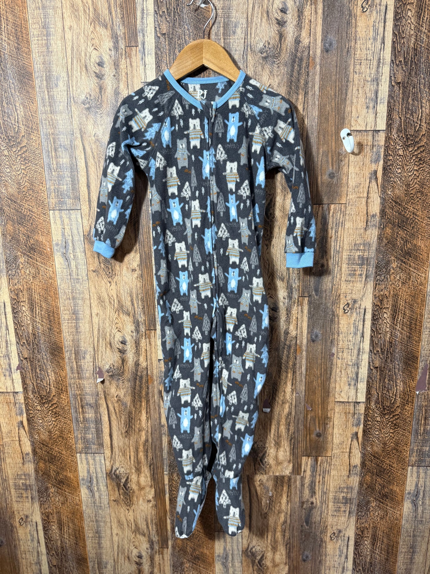Fleece pajamas, size 3t