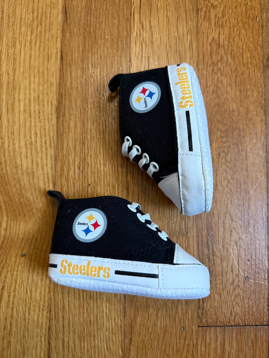 Steelers shoes, size 0-3m