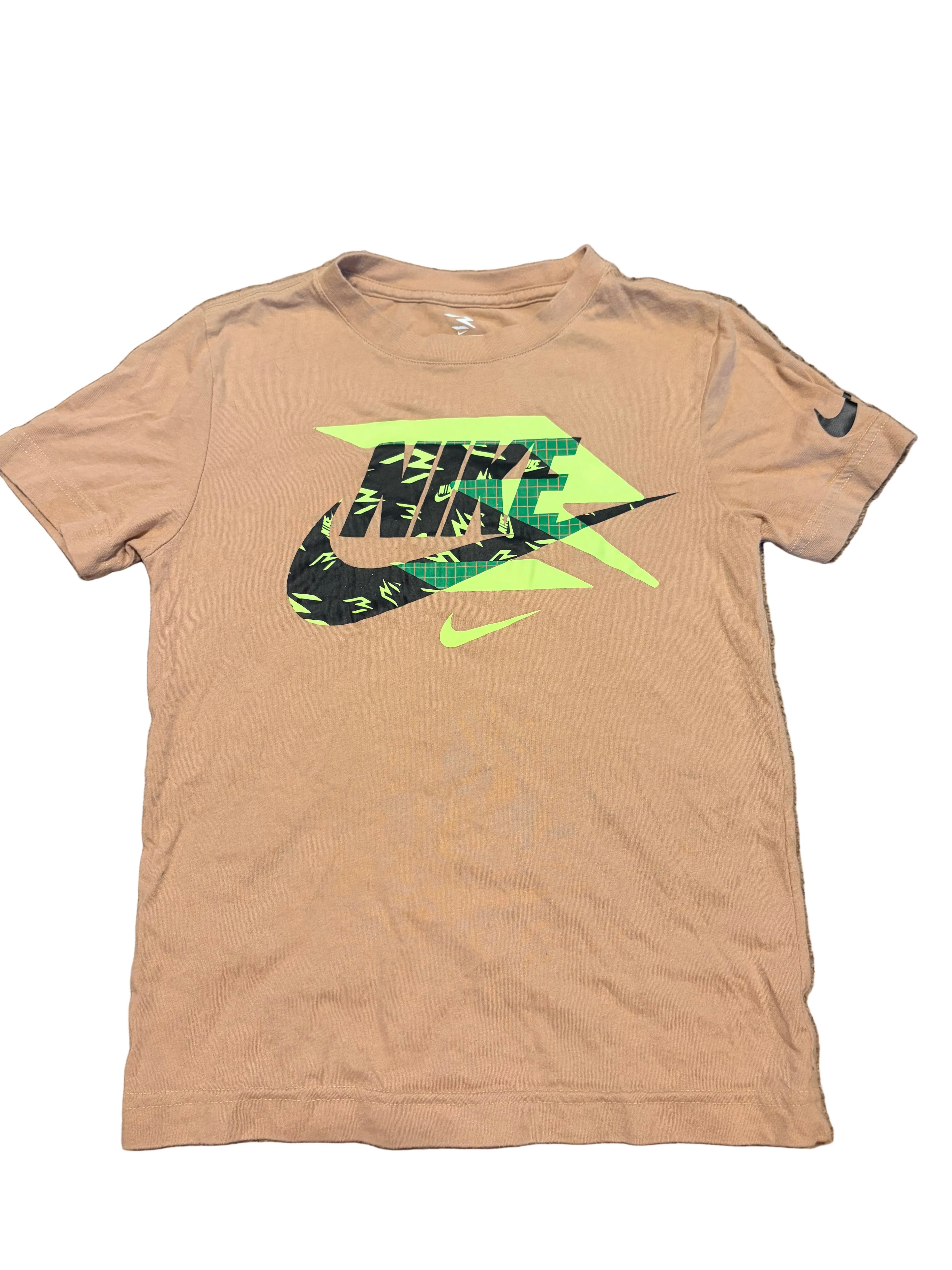 Nike, 8/10