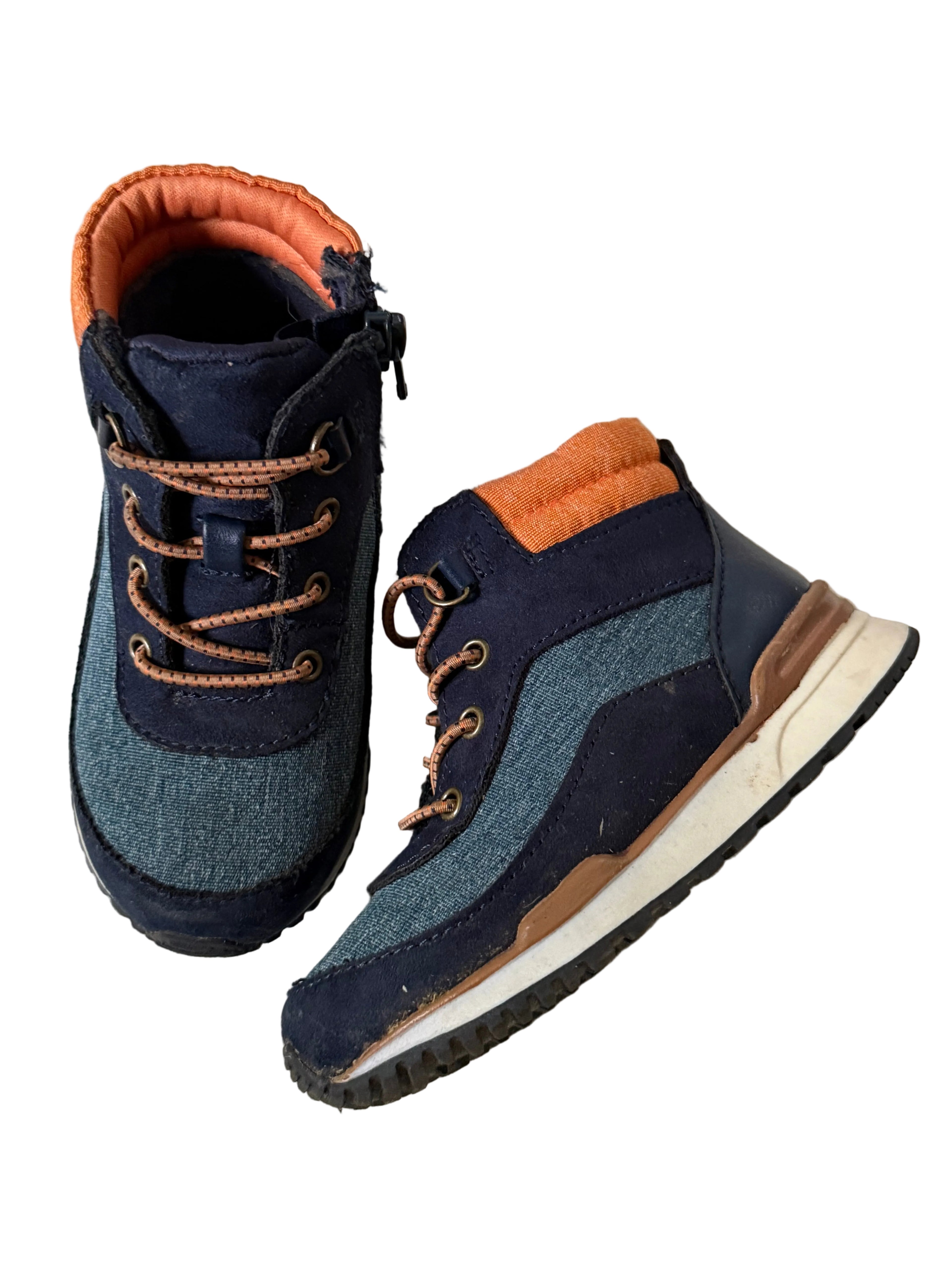 Old Navy, 8C