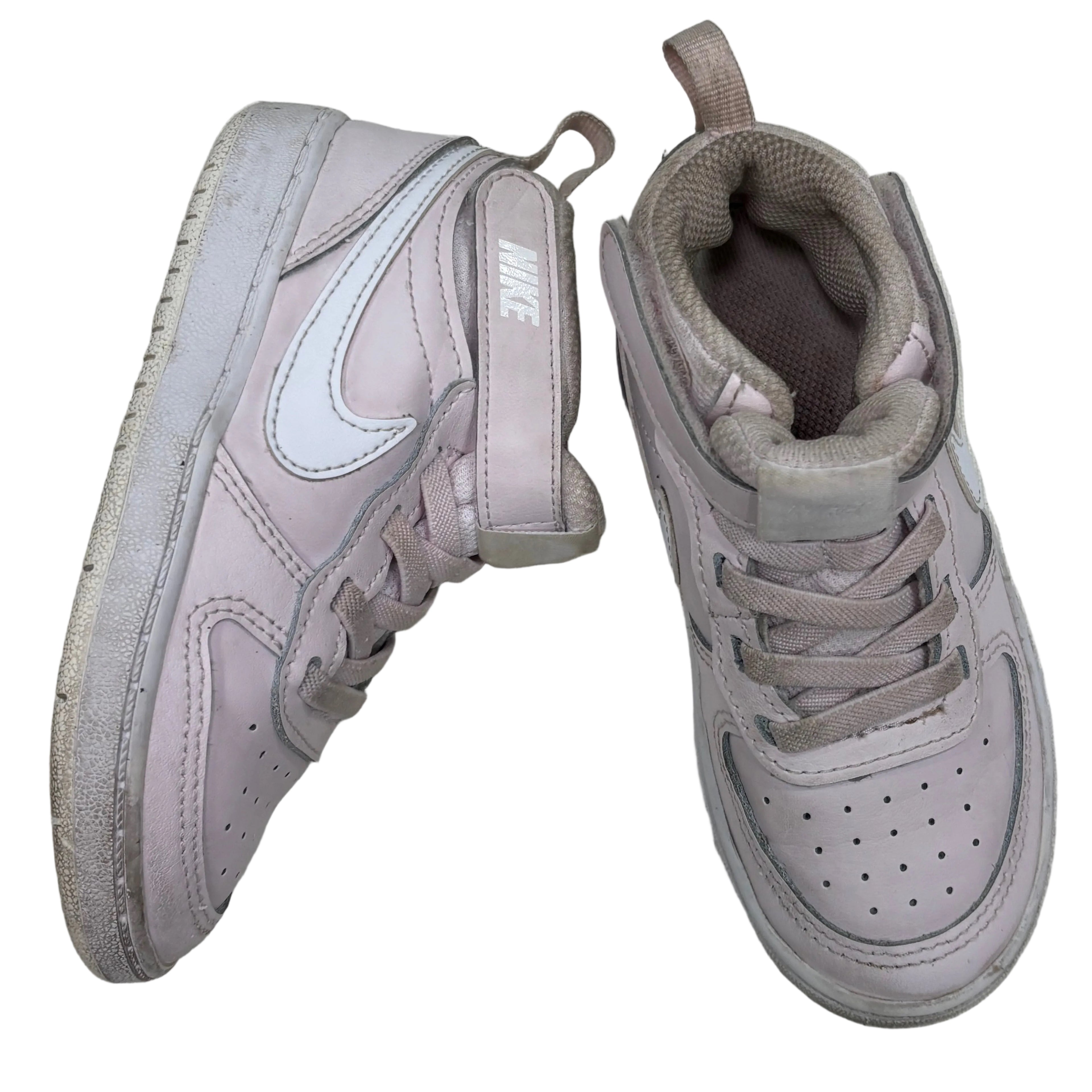 Nike, 9C