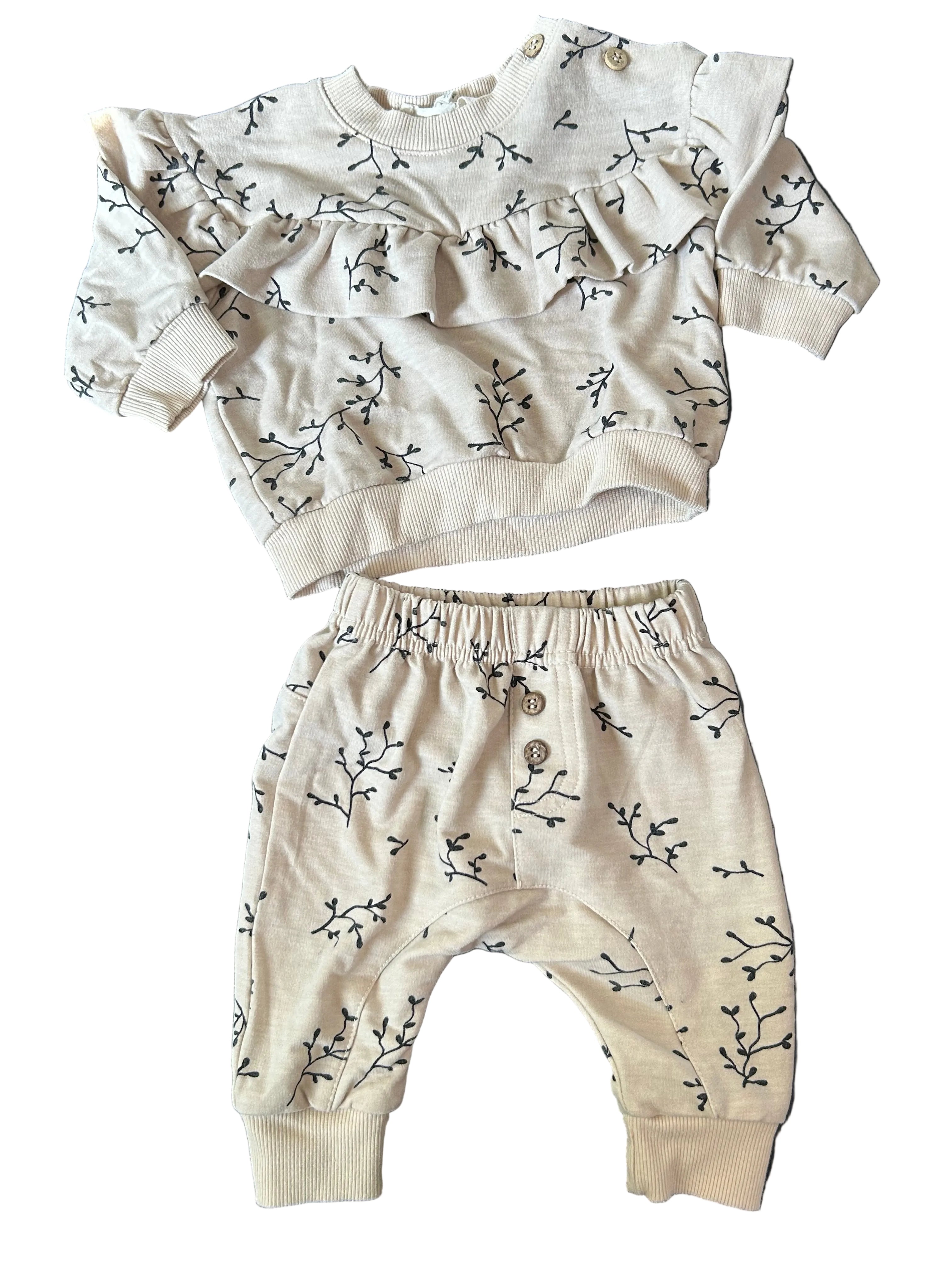 Jessica Simpson, 0-3m