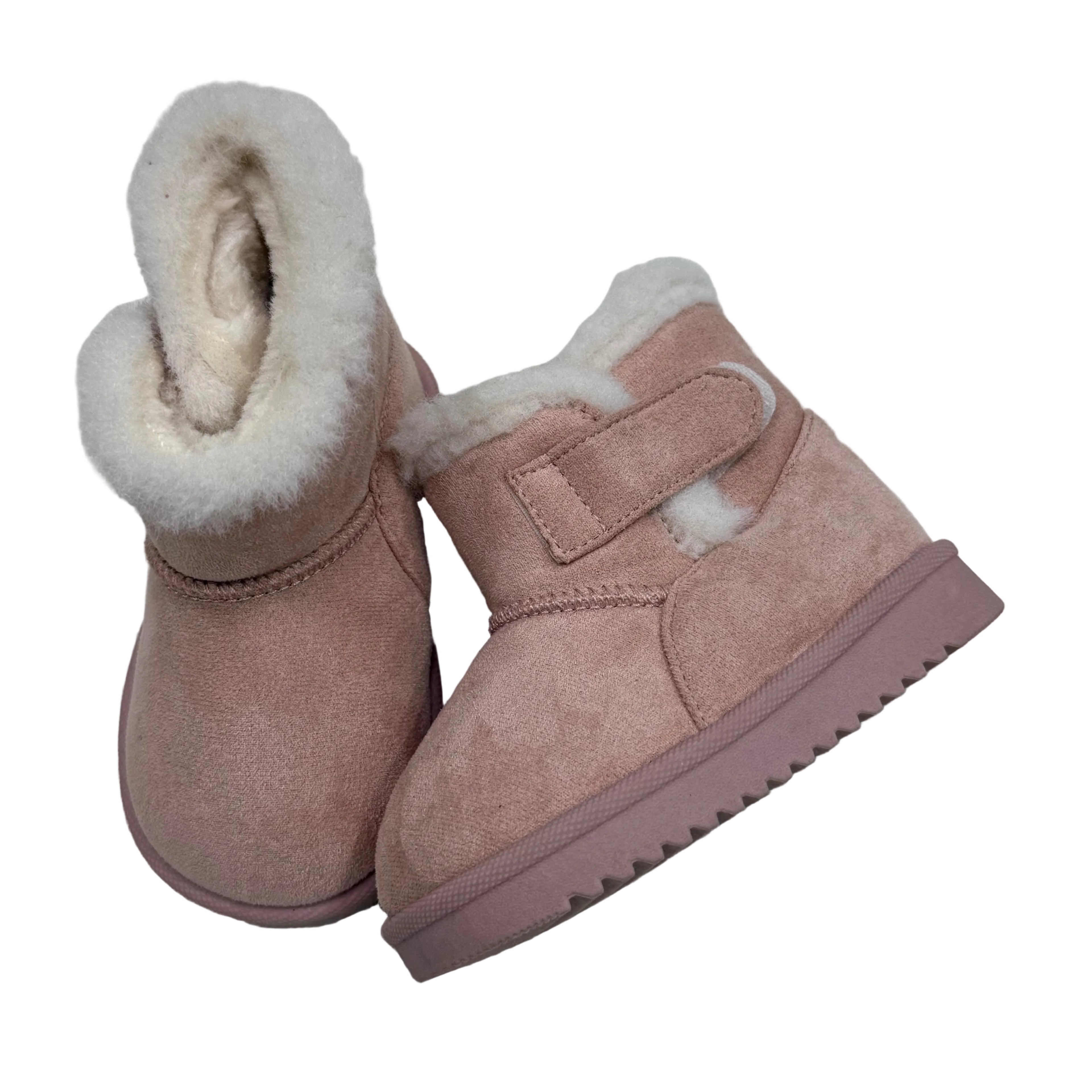 Boots, 4/5C