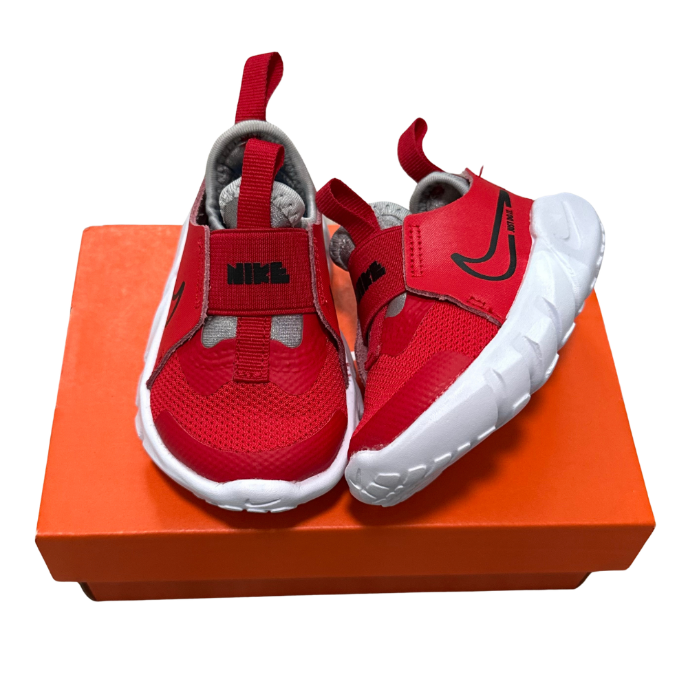 NIB Nike, 3C